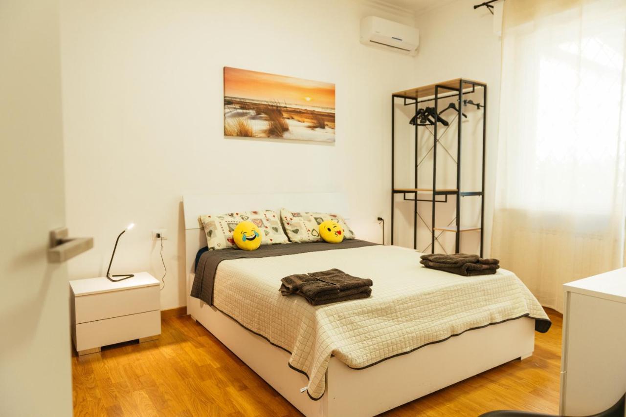 Luxury Penthouse With Sea View - City Center Pescara Extérieur photo